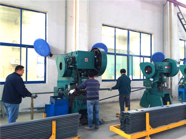 生產(chǎn)設(shè)備